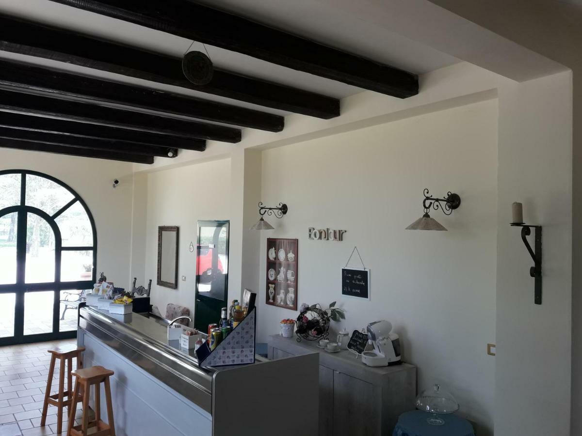 Agriturismo L' Annunziata Lizzano  Eksteriør billede